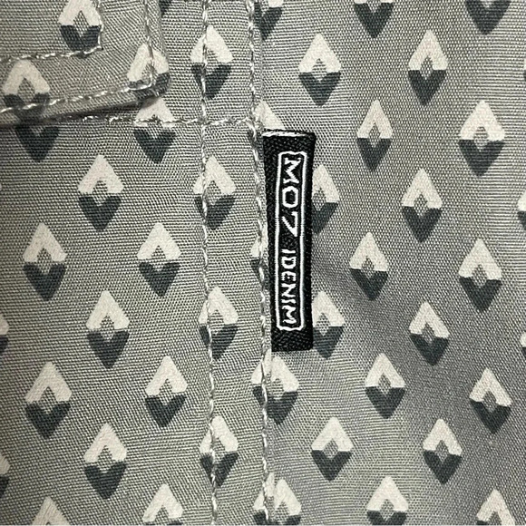 M.O. Seven Casual Button Down Diamond Pattern Print Grey Shirt Men size Large - Picture 5 of 11